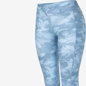 Women's XL Pelagic Fiji Legging - Fish Camo